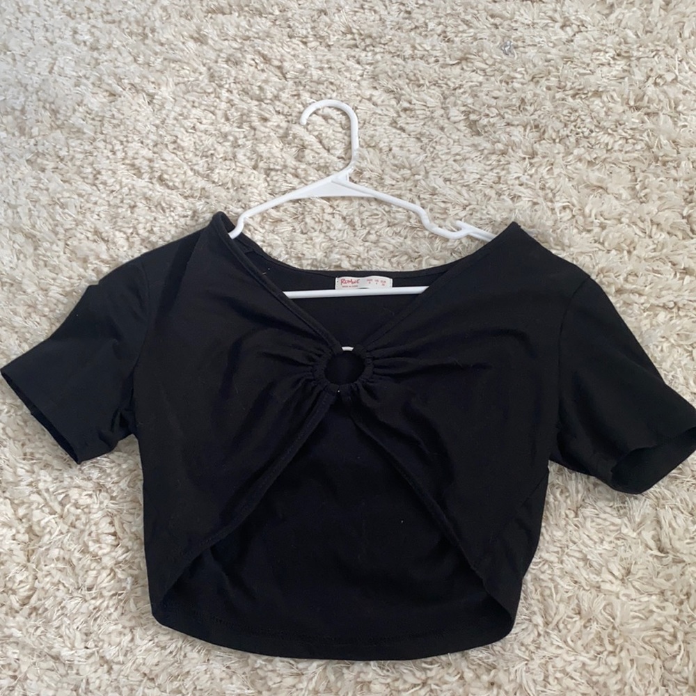 ROMWE black cropped shirt